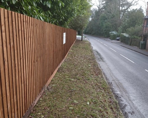 wooden fencing DG Services Landscapers Gardening Bromsgrove Droitwich